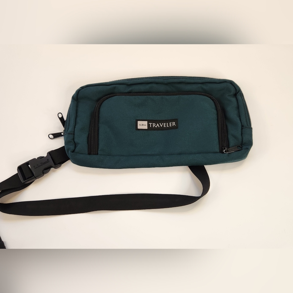 Vintage LL Bean Traveler Fanny Pack Hiking Adjustable Green Two Compartment